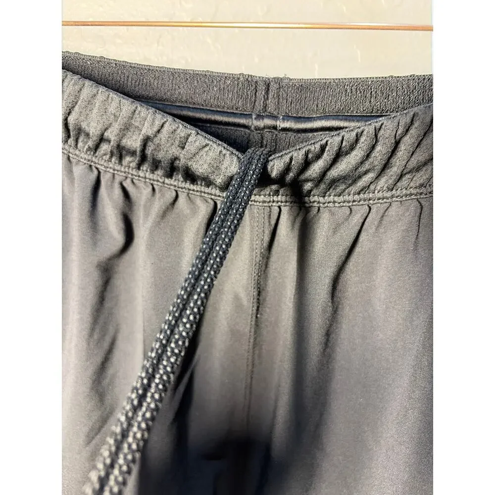Adidas Men's Black Miami Hurricanes UM Aeroready Athletic training Shorts 2XLT2